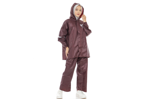 Sepele Tapi Penting, Pilih Jas Hujan Jangan Terlalu Ketat