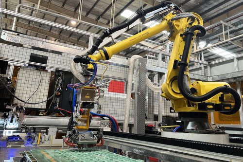 Regulasi TKDN Berubah: Hitung Ulang Insentif Industri Otomotif