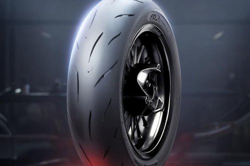 Yamaha | Honda | Pilihan Ban untuk Skutik Bongsor Yamaha NMAX dan Honda PCX