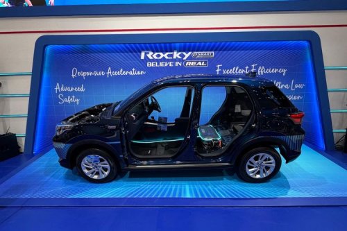 Toyota Luncurkan Veloz Hybrid, Kapan Giliran Xenia Hybrid?