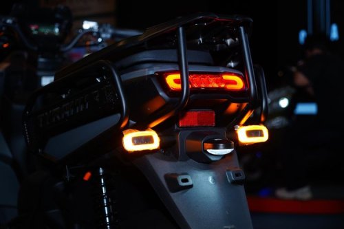 Motor Listrik Tyranno Hadir di Surabaya, Segini Harganya