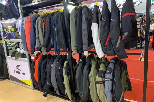 Peralatan Standar dan Pelindung Tubuh, Bekal Wajib Pengendara Motor