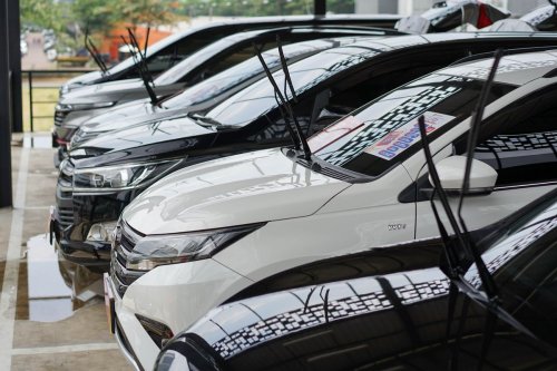 Kondisi Pasar Mobil Bekas Paruh Pertama 2025: Masih Tertekan