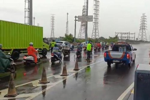 Imbas Banjir Jakarta, Pengendara Motor Bisa Masuk Jalan Tol