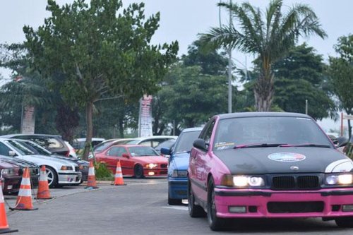 Alasan Mobil Klasik BMW  Masih Banyak Diminati