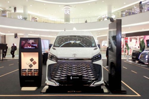 Toyota HiAce Premio Disulap Jadi Kabin Sultan, Segini Biayanya