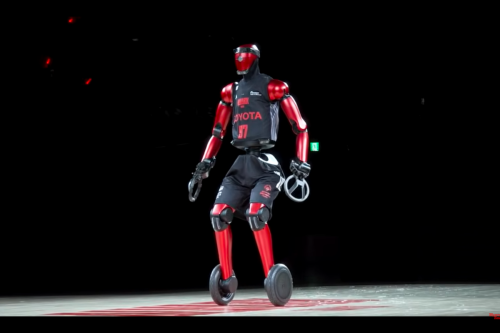 Bukan Mobil, Inovasi Terbaru Toyota Bikin Robot Jago Main Basket