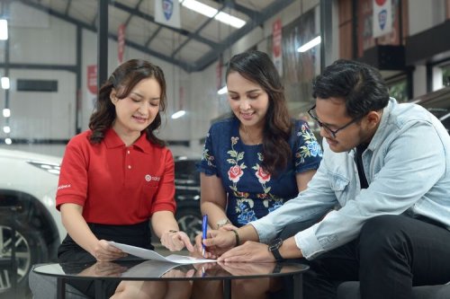Jangan Pernah Transfer Uang ke Rekening Pribadi Sales Saat Beli Mobil