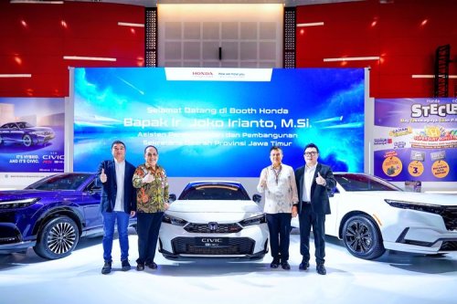 Honda, Honda Civic, IIMS Surabaya 2025: Honda Civic Hybrid Pertama Kali Hadir ke Publik