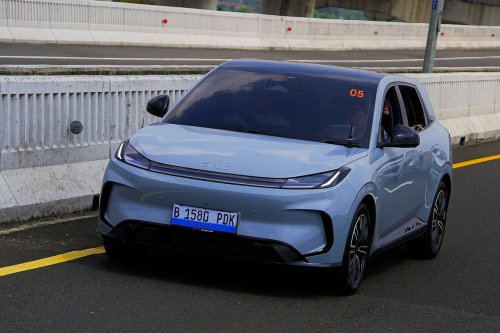 Sensasi Menyetir Mobil Listrik BAIC T1 dari Tangerang ke Bandung