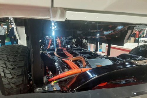 Intip Spesifikasi Kendaraan Taktis Listrik MV3-EV Pandu