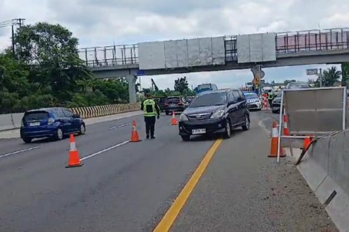 Libur Panjang Waisak, Jasa Marga Terapkan Contraflow di Tol Japek