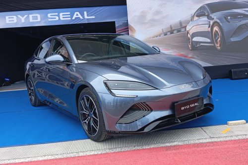 Pemerintah China Bakal Larang Pegangan Pintu Mobil Retractable