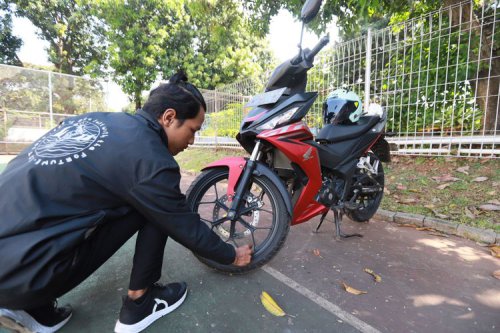 Sering Hajar Polisi Tidur Bikin Komstir Motor Rusak? Ini Kata Ahli