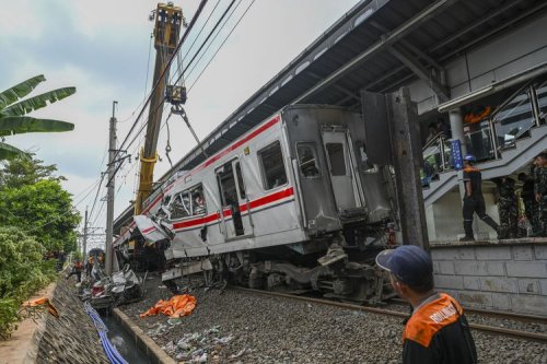 Pengamat: Insiden KRL Bekasi Timur Cermin Sistem Keselamatan yang Gagal