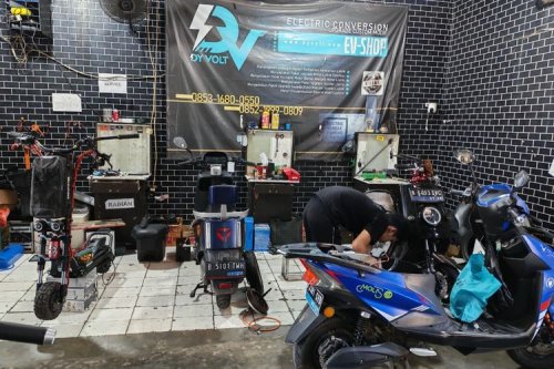 Enggak Semua Baterai Motor Listrik Bisa Servis, Simak Penjelasannya!