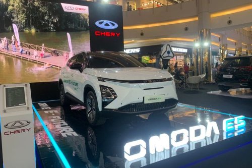 Motor Bekas "Matel On" dan Diskon Mobil Listrik