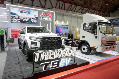 JAC Motors Pamerkan 3 Kendaraan Niaga Listrik