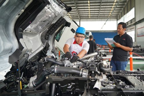 Sambut Solar B50, Isuzu Edukasi Konsumen dan Teknisi
