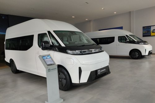 Farizon SV Tidak Mau Disebut Penantang Toyota HiAce