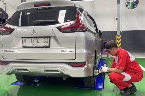 Rupiah Melemah, Biaya Servis Mobil Mitsubishi Naik?