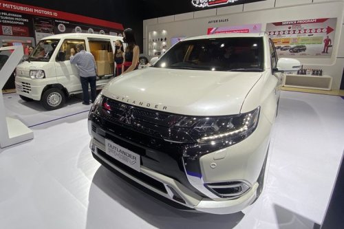 Mitsubishi, Mitsubishi Pastikan Mobil Hybrid Baru Produksi Lokal