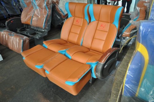 SEAT, Indoleather Bogor: Upgrade Captain Seat Dengan Legrest