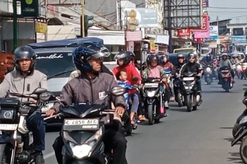 Berpotensi Macet, Lalu Lintas di Lembang Bakal Diberlakukan One Way