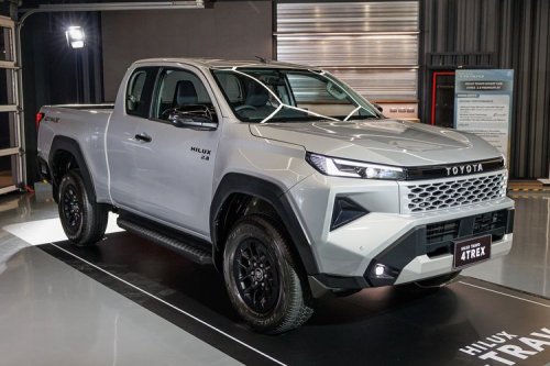 Toyota, Toyota Hilux Travo Meluncur: Varian Lengkap Diesel