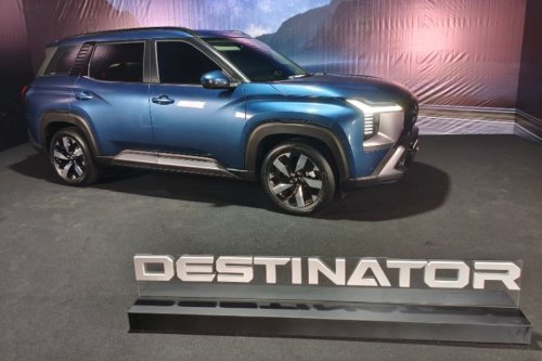 Mitsubishi Destinator:Tantangan Baru untuk Toyota Kijang Innova
