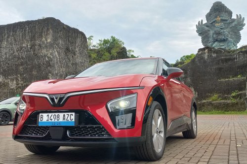 Impresi Awal Coba VinFast VF 7, Kabin Lapang