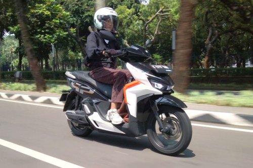 Review Harian Indomobil Emotor Sprinto: Rasa Berkendara Paling Natural