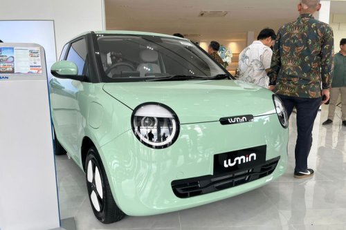 Changan Serahkan Lumin dan Deepal SO7 ke Konsumen Pertama di Indonesia