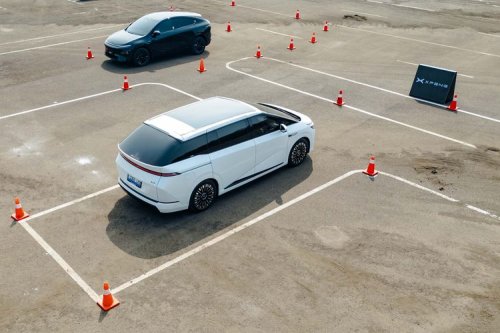 Punya Bodi Bongsor, Selincah Apa Xpeng New X9 Bermanuver?
