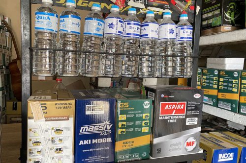 Kenapa Masih Banyak Konsumen yang Pakai Aki Basah?