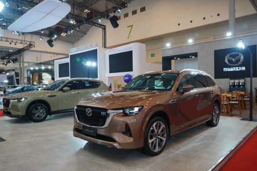 Duo SUV Premium CX-60 dan CX-80 di GJAW 2025
