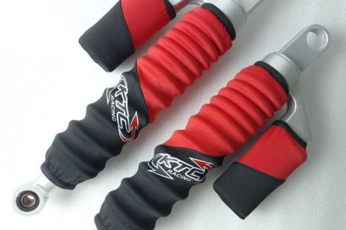 Tren Pasang Sarung Sokbreker, Sekadar Gaya atau Ada Manfaatnya?