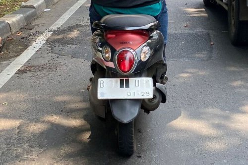 Sanksi Menutup Pelat Nomor Kendaraan di Jakarta: Simak Faktanya!