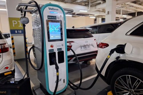 Seberapa Sering Mobil Listrik Boleh Pakai Fast Charging?
