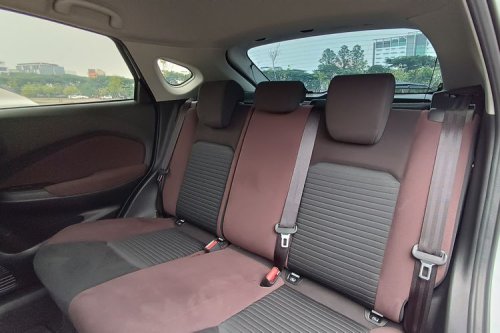 Interior Suzuki Fronx GL, Tipe Terendah Tapi Tetap Kaya Fitur