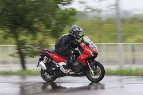 Honda, Honda ADV160 Terbaru Meluncur, Model Lama Diskon Rp 1 Jutaan