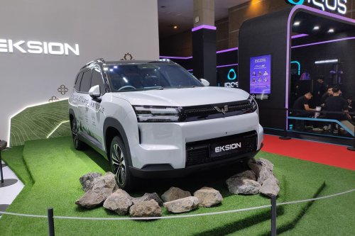 Wuling, Belum Resmi Meluncur, Diler Wuling Sudah Buka Pemesanan Eksion