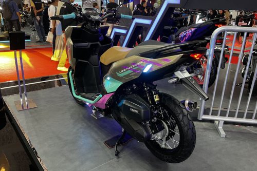 Modifikasi Honda Vario 125 Street Cyber Street: Futuristik dan Agresif