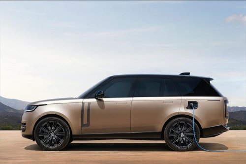 Range Rover, Rover, Kronologi Kecelakaan Tiger Woods: Range Rover Tabrak Pikap