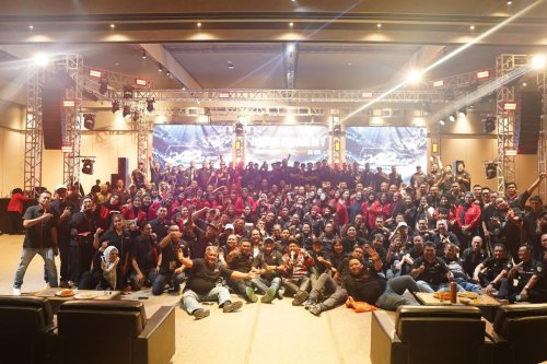 Rayakan HUT Ke-19, Komunitas ID42NER Kumpul Bareng Pebalap TGRI