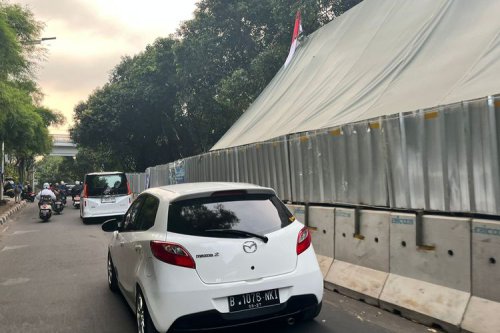 Kemacetan Jalan TB Simatupang: Proyek Pipa Air Limbah Dimulai