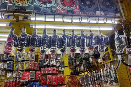 Kenali Ciri-ciri Sokbreker Sepeda Motor Mulai Rusak