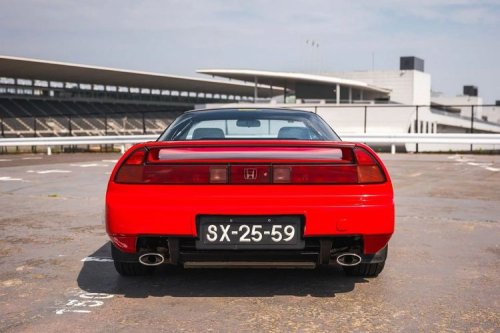Honda, Honda NSX Mendiang Ayrton Senna Dilelang