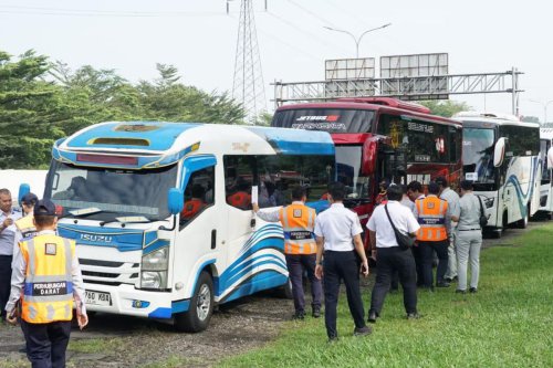 Libur Panjang, Kemenhub Temukan Masih Banyak Bus Langgar Aturan