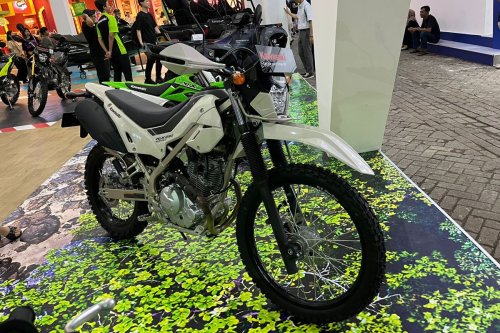 Kawasaki, Update Harga Motor Trail dan Adventure Juli 2025, Ada Motor Baru Kawasaki